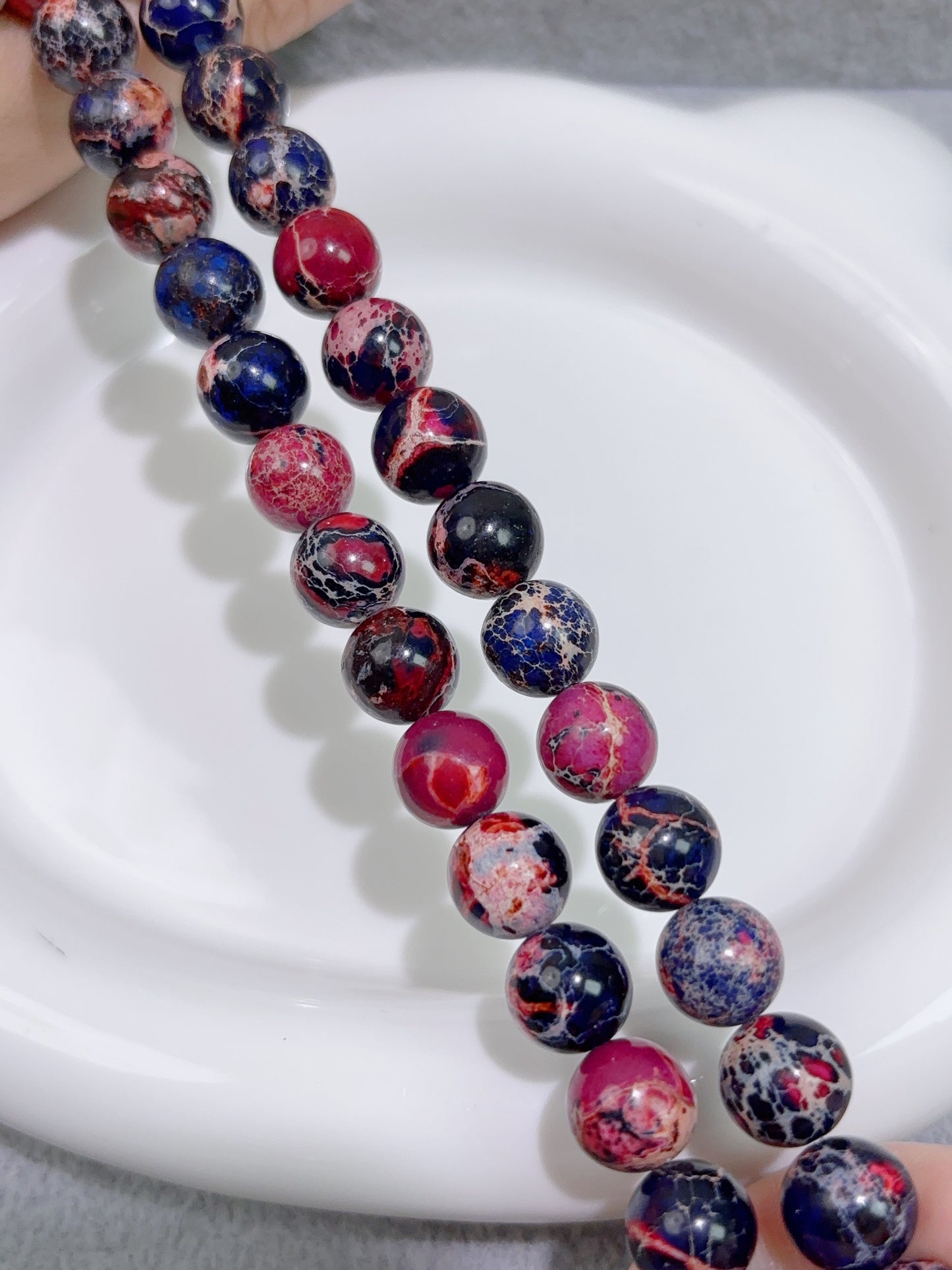 天然石連材--玉--10 mm帝皇石(最適化)青/紫/赤/茶緑 3 mmアマゾンビーズ