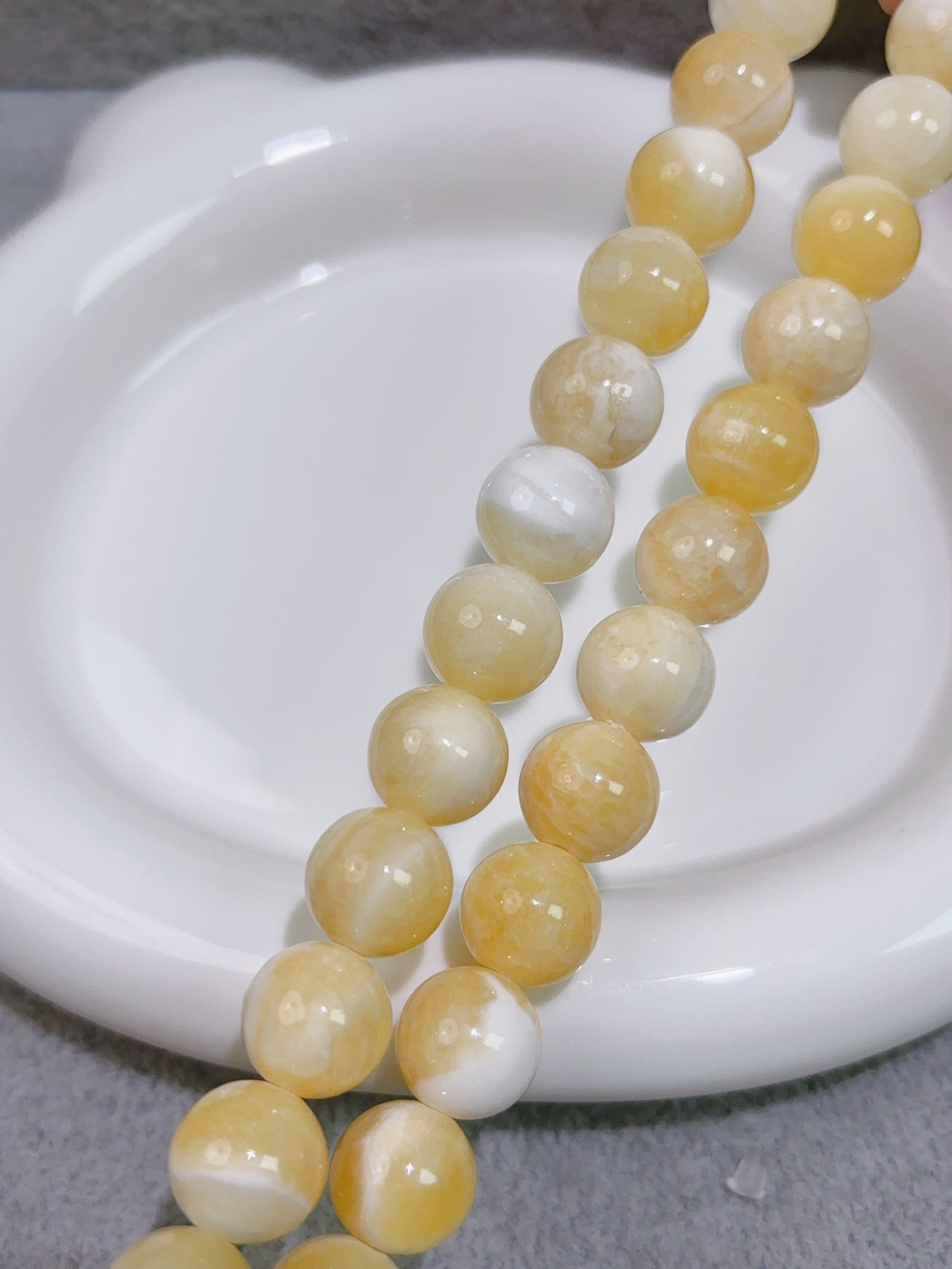 天然石連材―玉―10 mm米黄玉