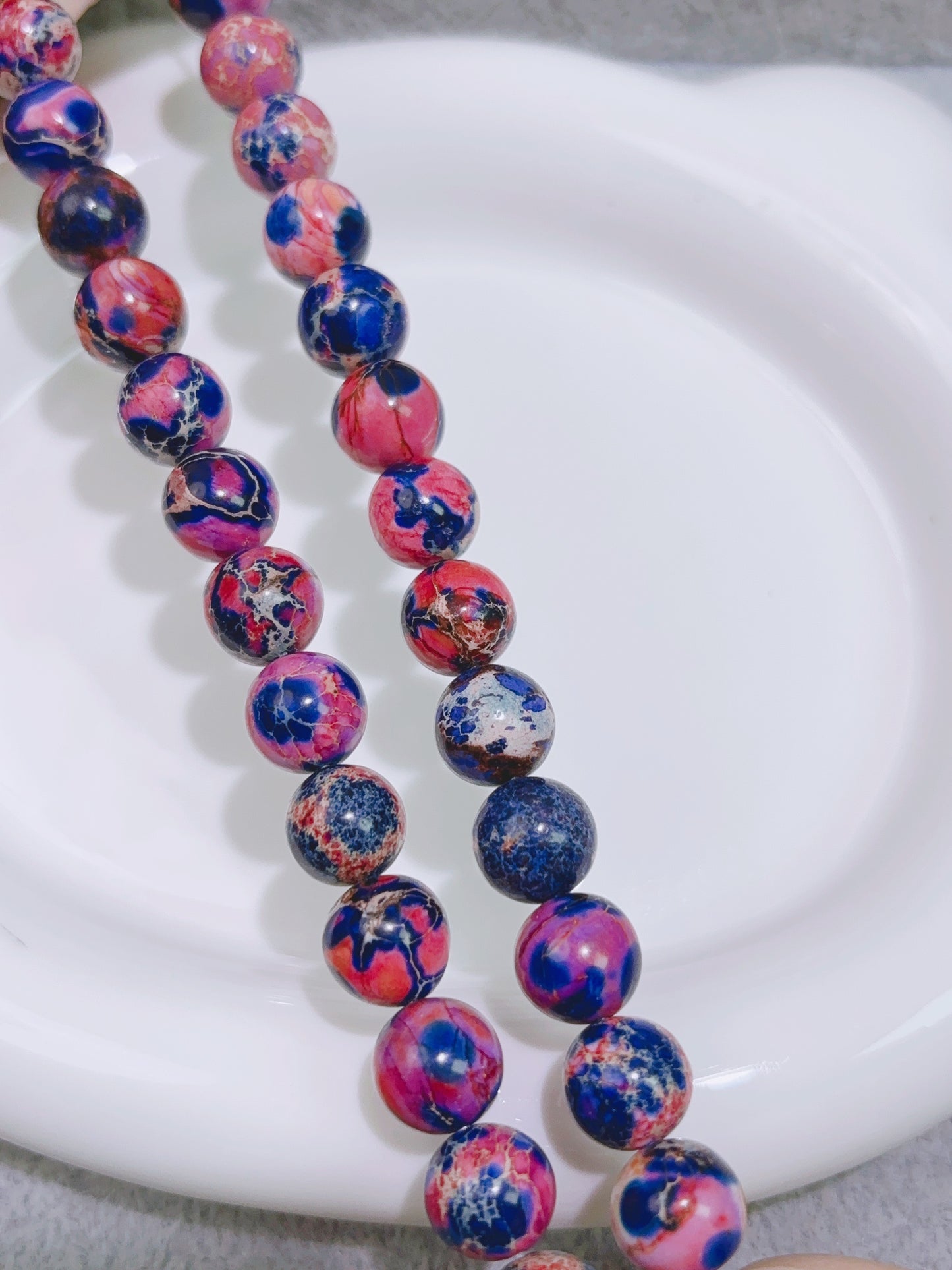 天然石連材--玉--10 mm帝皇石(最適化)青/紫/赤/茶緑 3 mmアマゾンビーズ