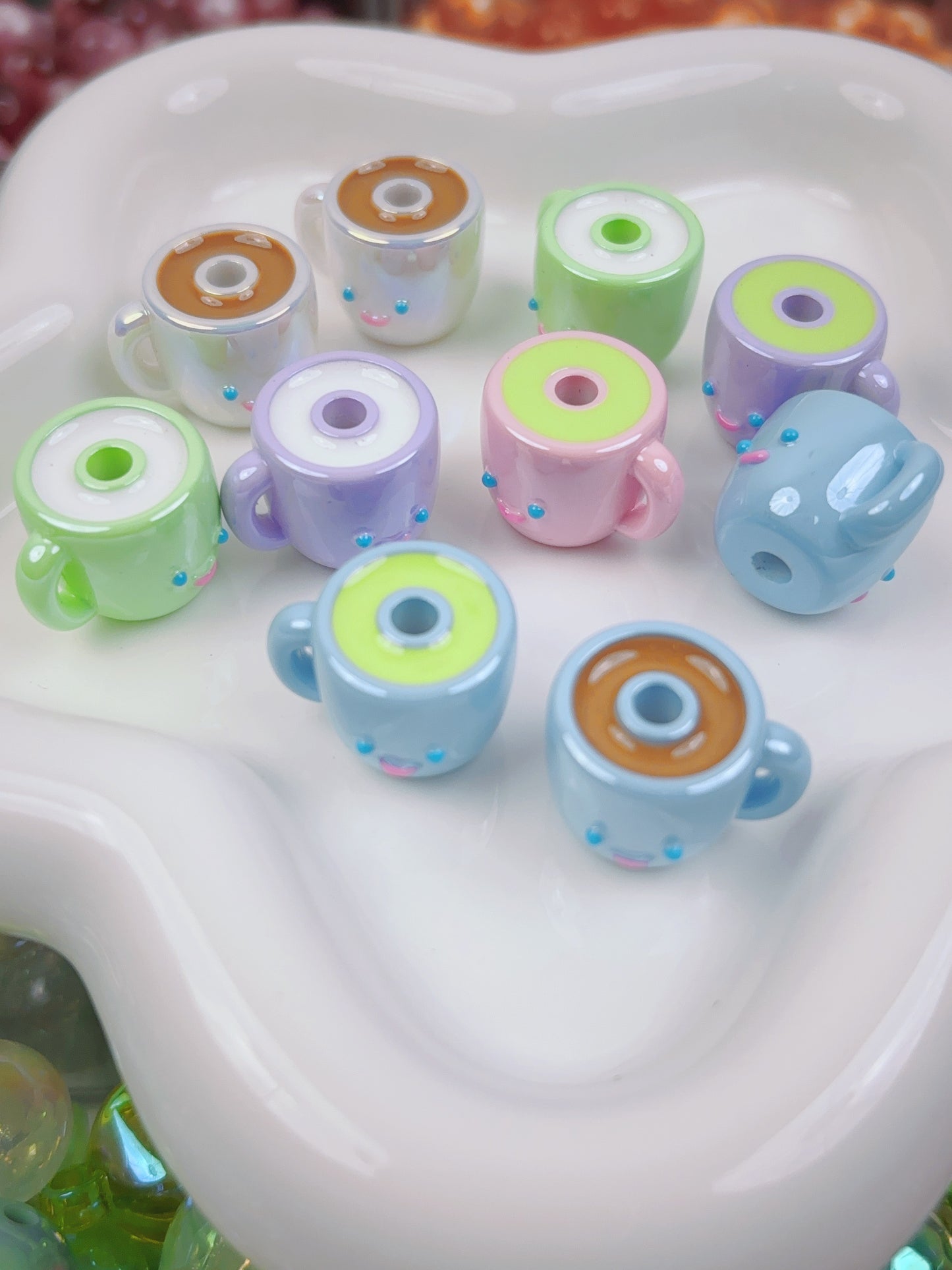 0 0 4.10 アクリルカップ縦穴ビーズ重工キーホルダー(色選択)