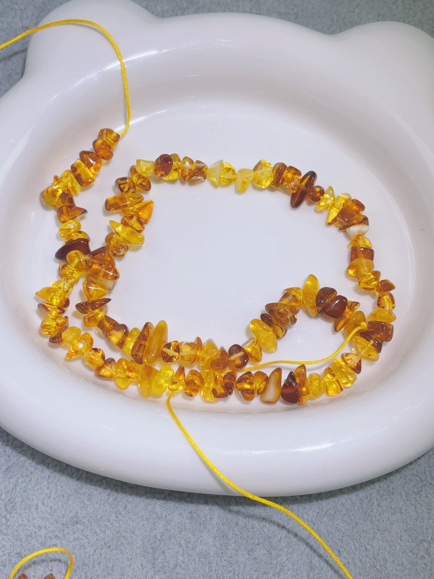 天然石連材-砕石-7 mm天然琥珀