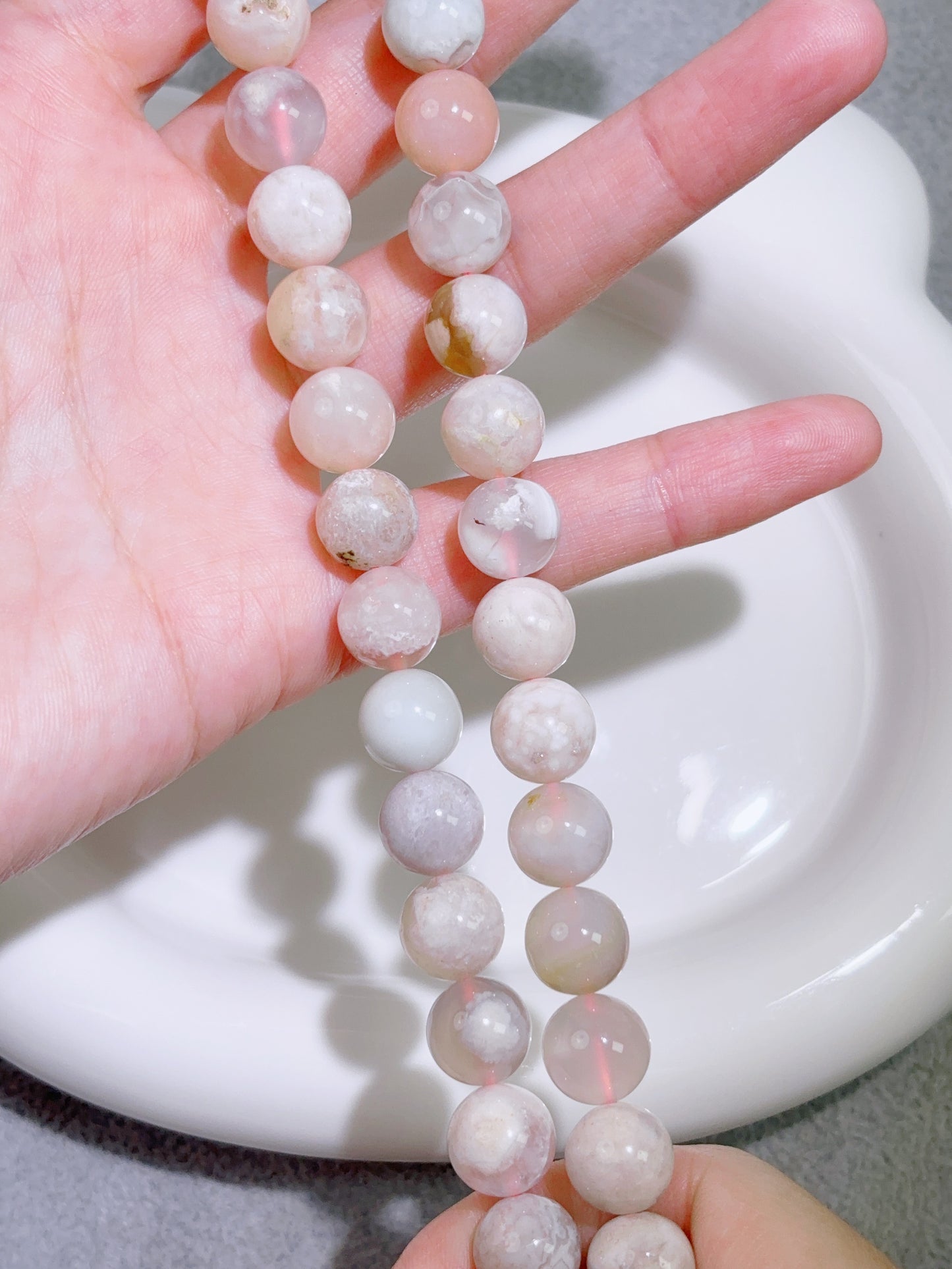 天然石連材-ビーズ-10 mm桜瑪瑙
