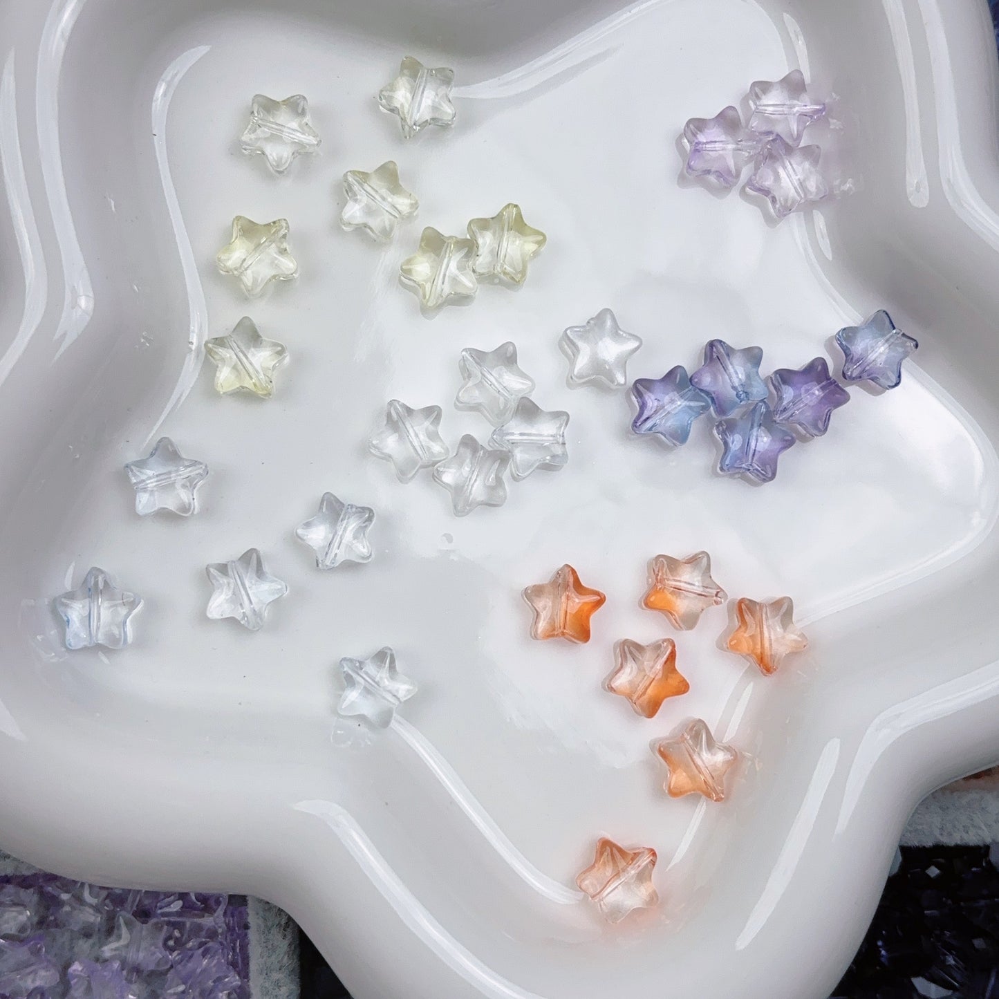 4.5 かわいい氷透き通った小さな星の横穴ビーズ--30pcs