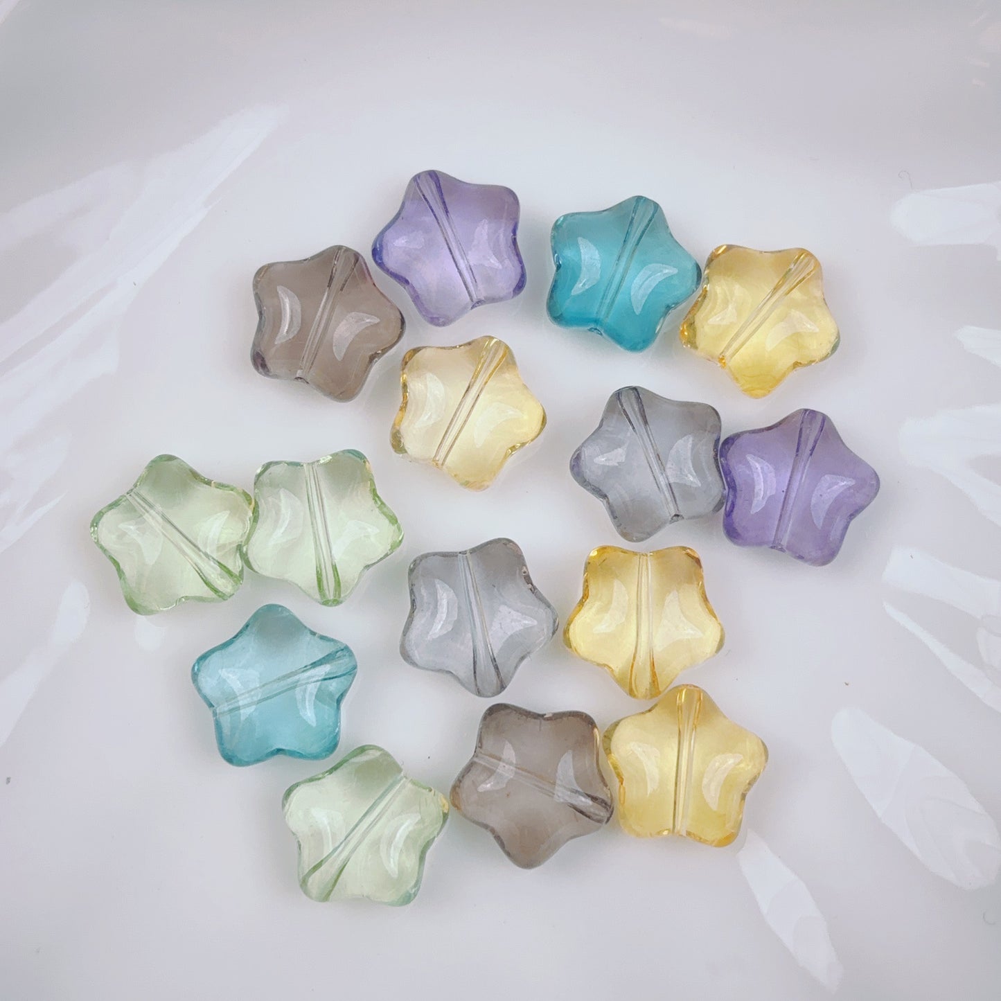 04.6 氷透瑠璃星の横穴のビーズ---50pcs