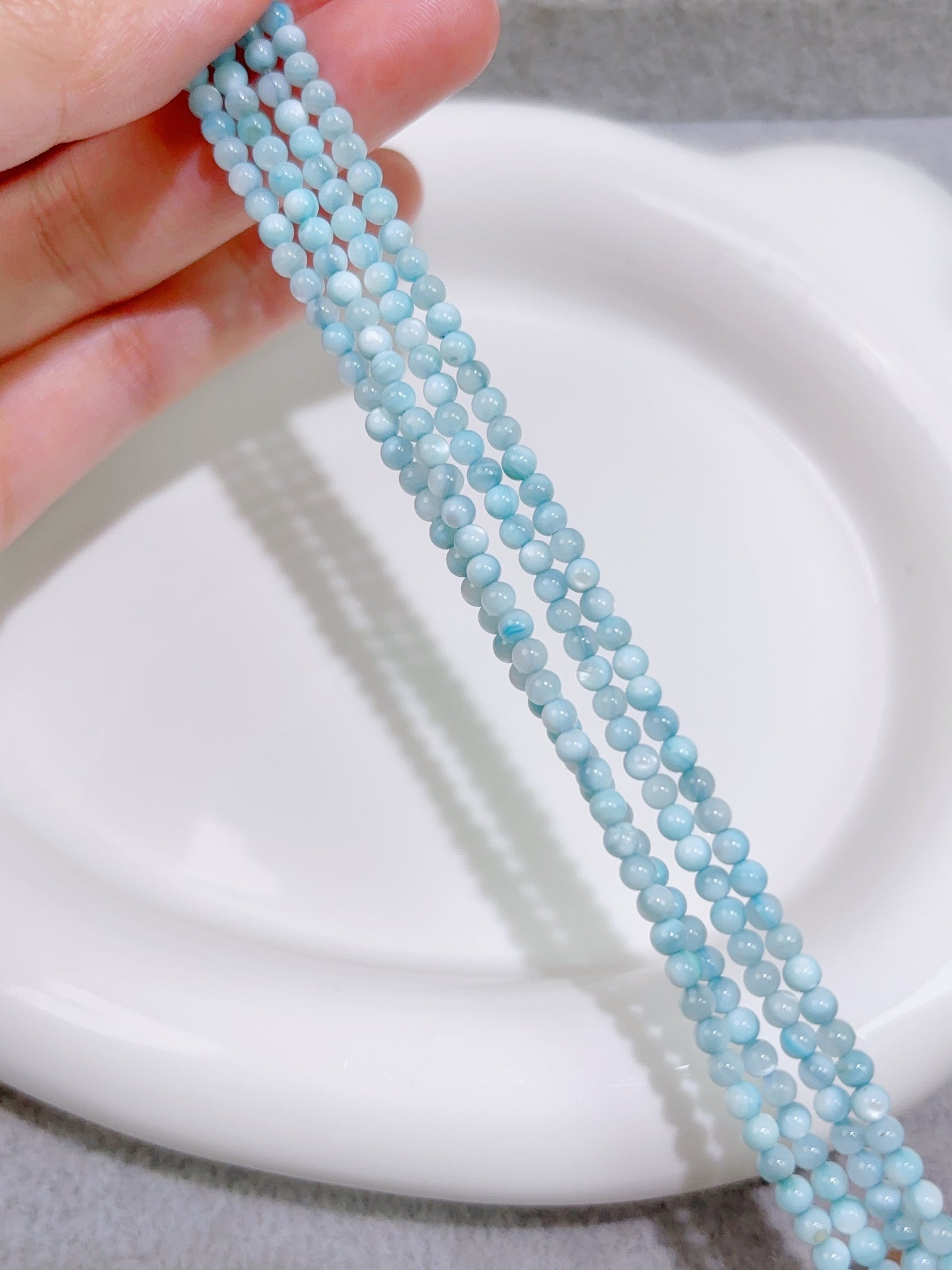 天然石の連材--円珠--2.8 mm青い貝殻