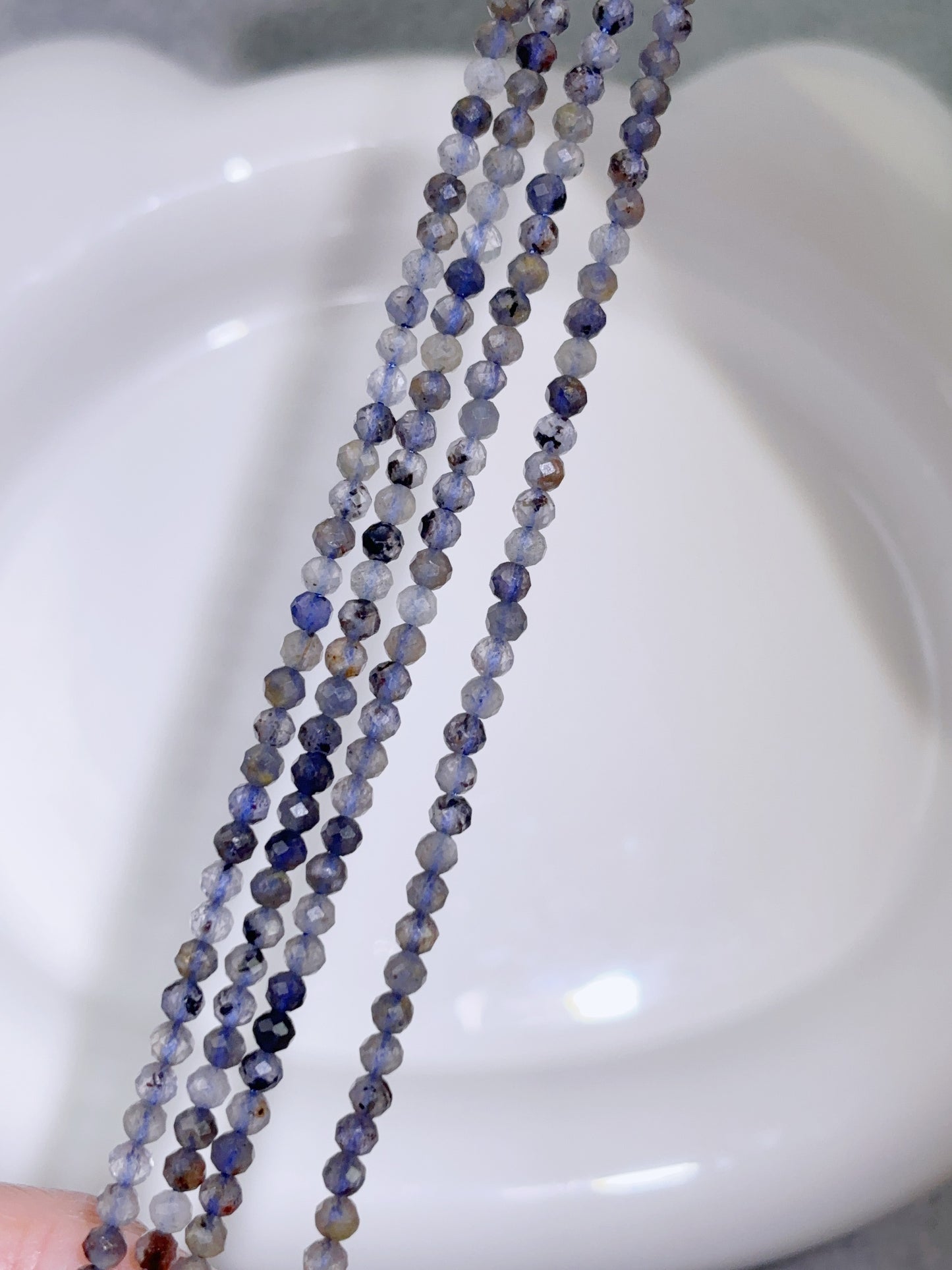 天然石連材-多面-3 mmアイオライト/堇青石