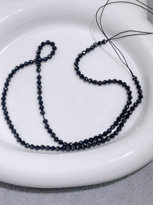 天然石連材-多面-3 mm黒スピネル