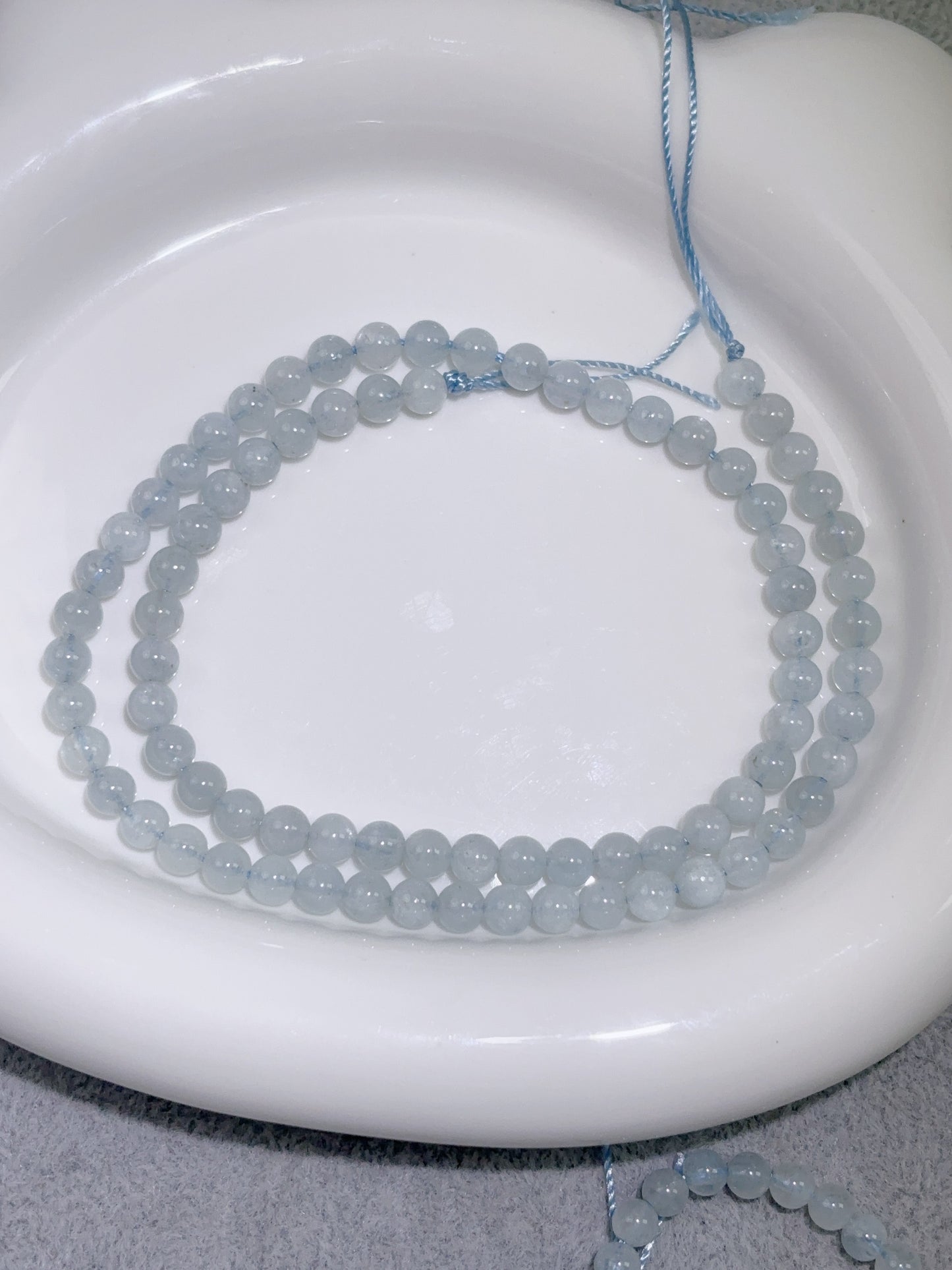 天然石連材-ビーズ-4.8 mmアクアマリン