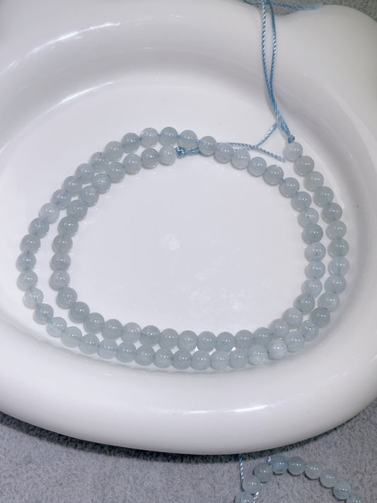 天然石連材-ビーズ-4.8 mmアクアマリン