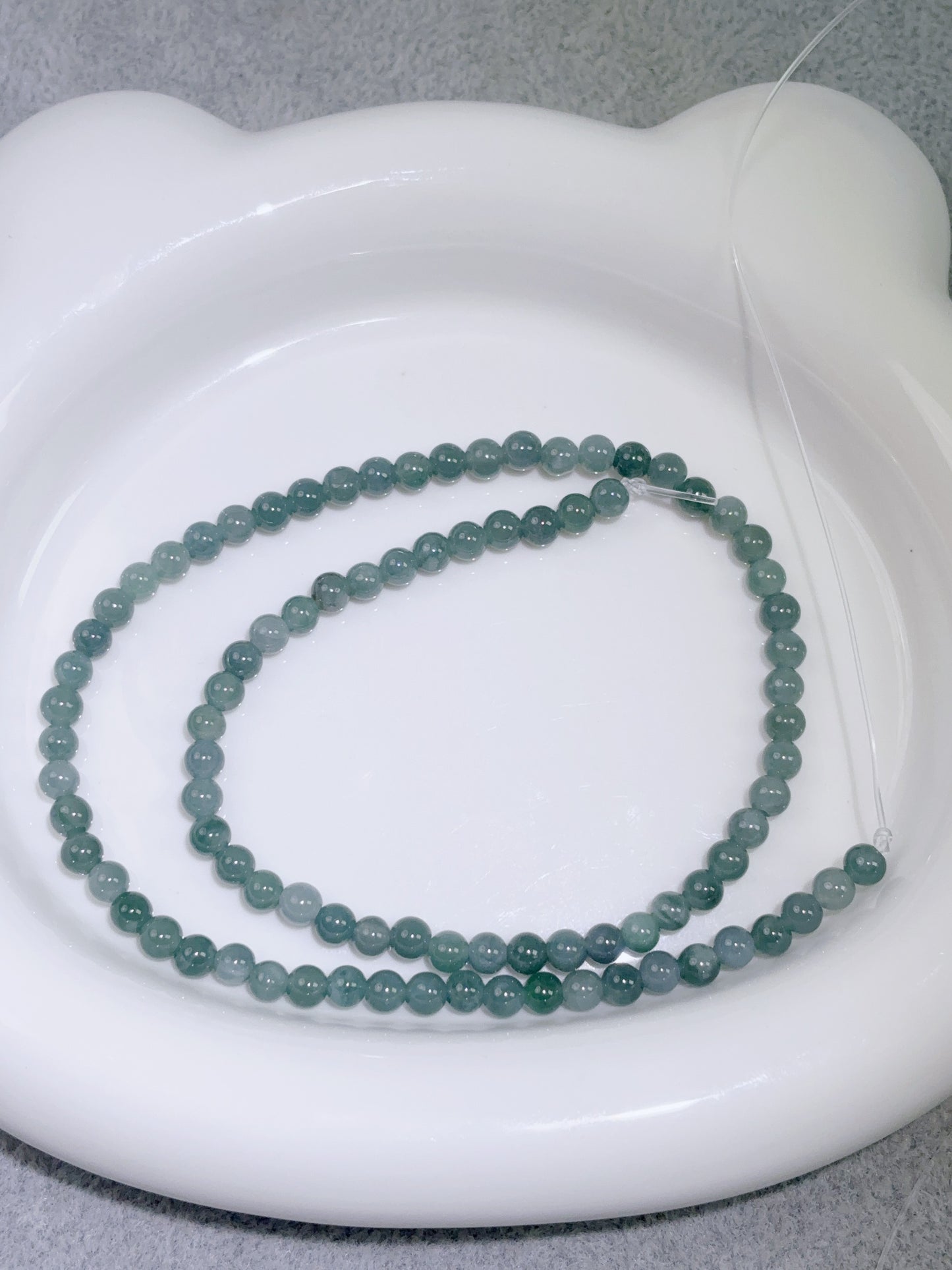 天然石連材-ビーズ-4.2mm翡翠