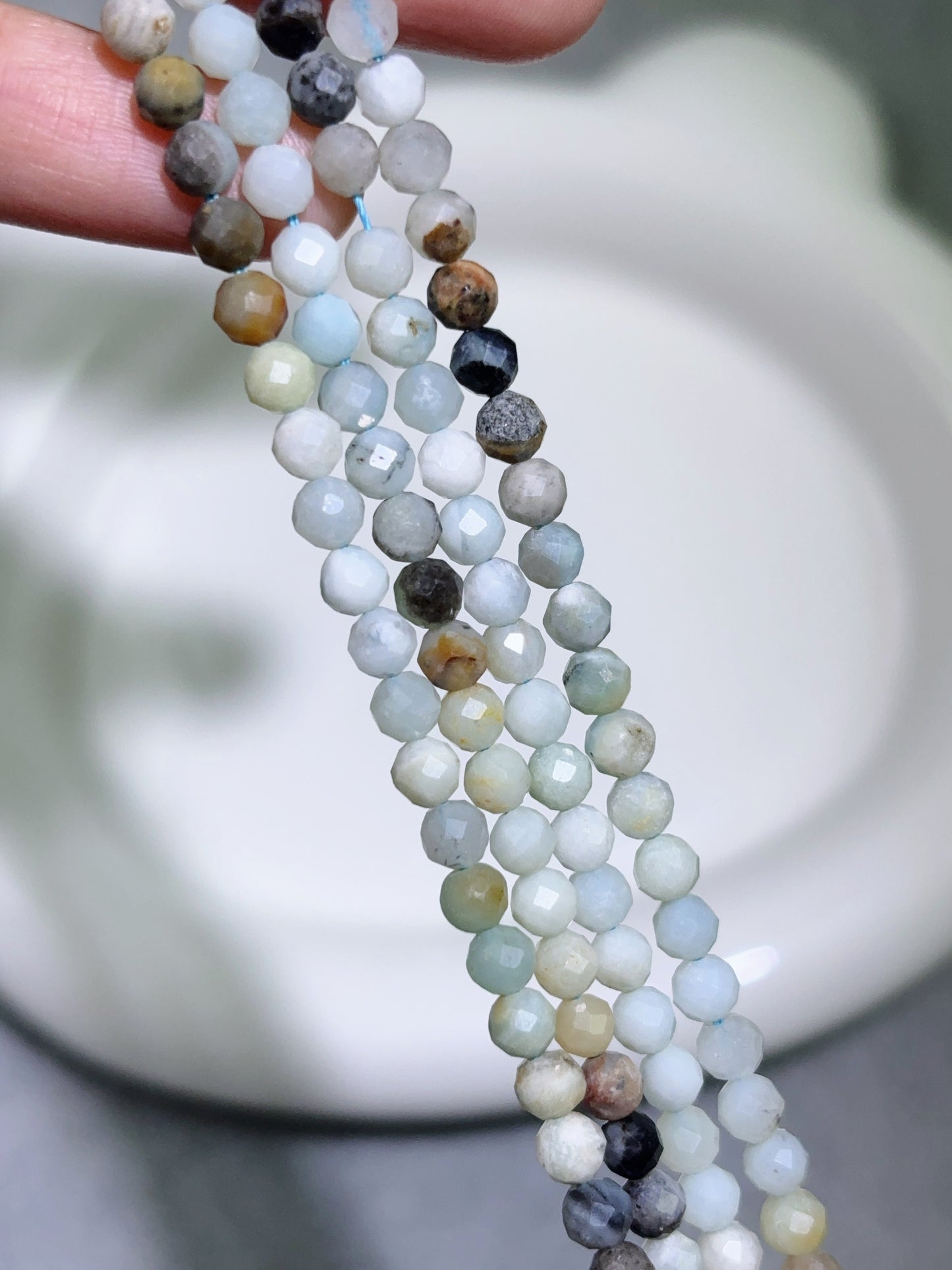 天然石连材-多面-4mmアマゾナイトグ（ラデーション）