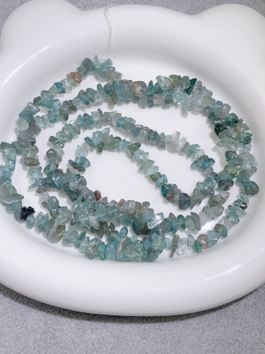 天然石連材-砕石-4 mm透明アパタイト