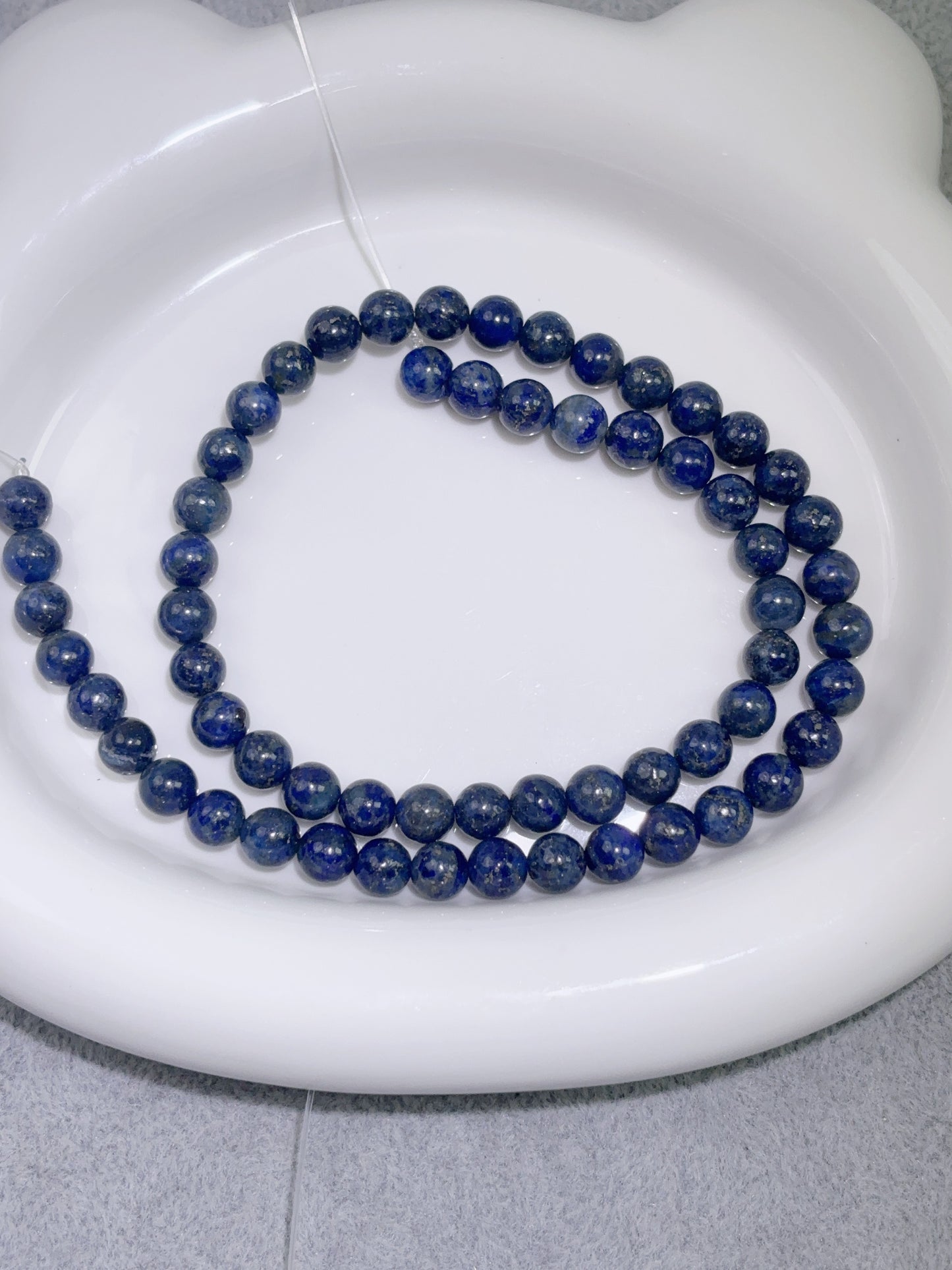 天然石連材-ビーズ-6 mmラピスラズリ