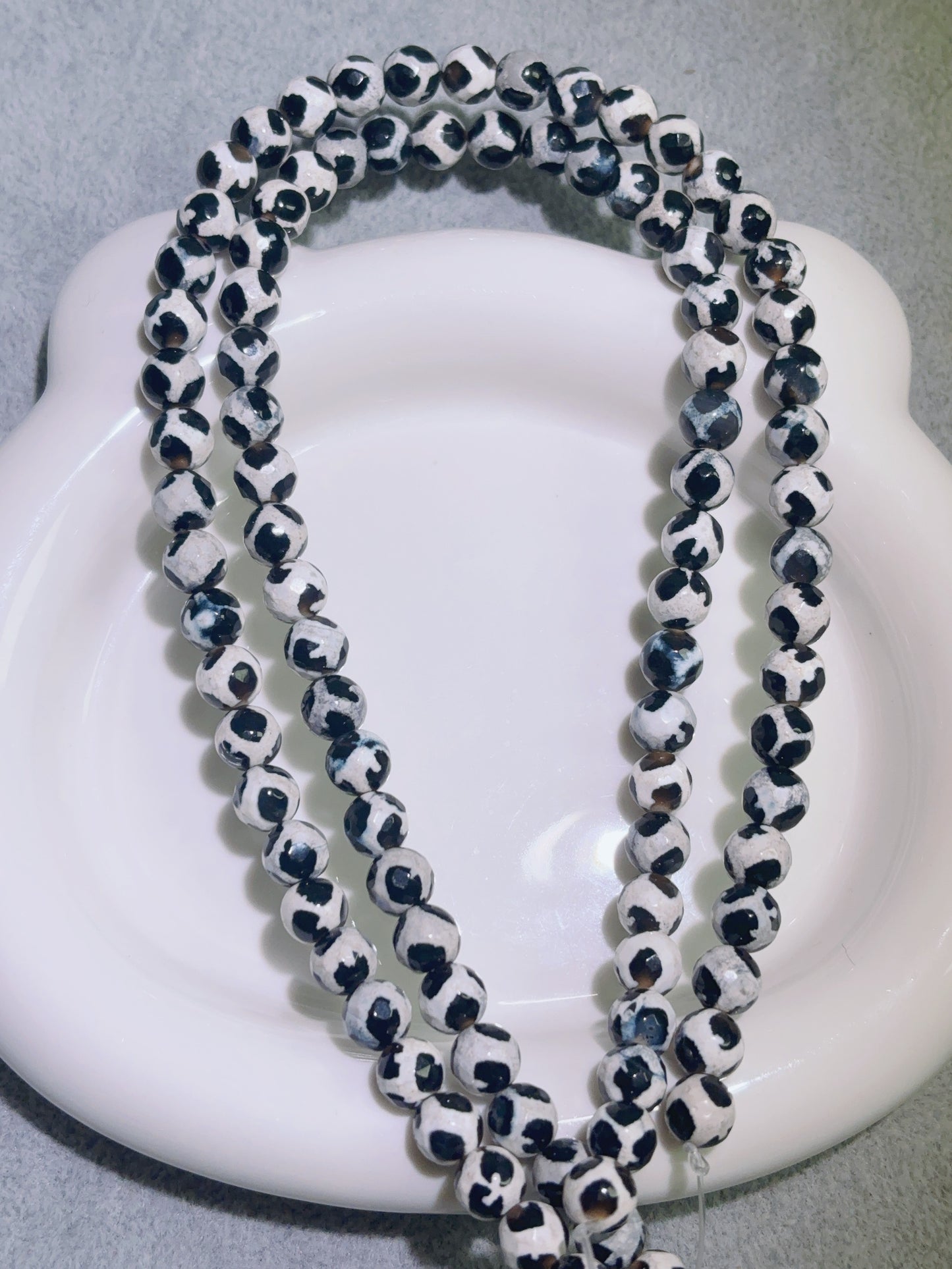 天然石連材-ビーズ-8 mm白黒メノウ