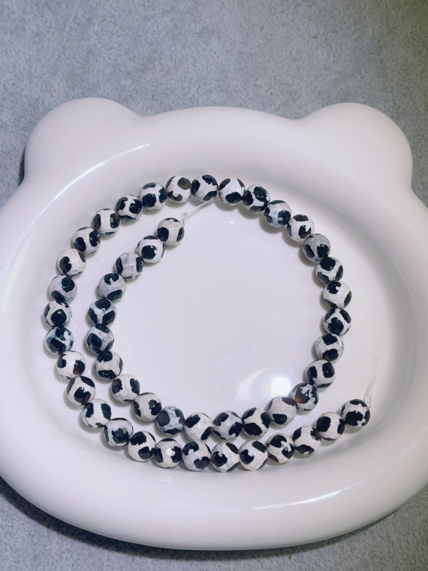 天然石連材-ビーズ-8 mm白黒メノウ